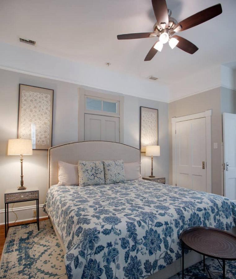 Huge 5 Bed, 5 Bath In Historic Downtown Savannah Exteriör bild